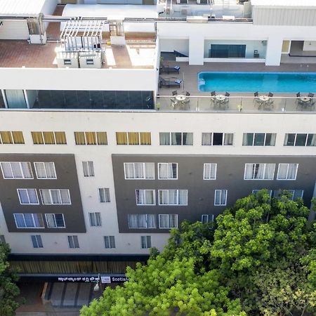 Zion - A Luxurious Hotel Μπανγκαλόρ Εξωτερικό φωτογραφία