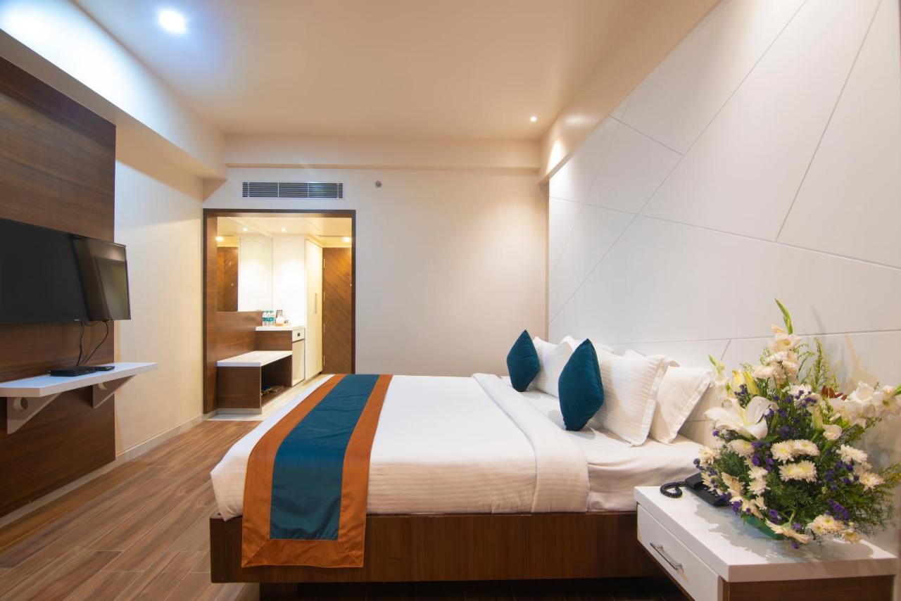 Zion - A Luxurious Hotel Μπανγκαλόρ Εξωτερικό φωτογραφία