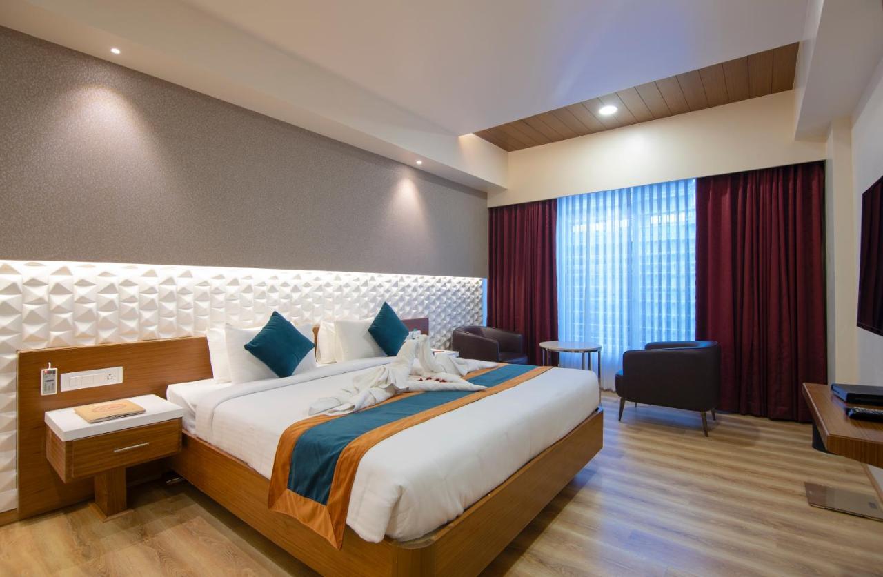 Zion - A Luxurious Hotel Μπανγκαλόρ Εξωτερικό φωτογραφία