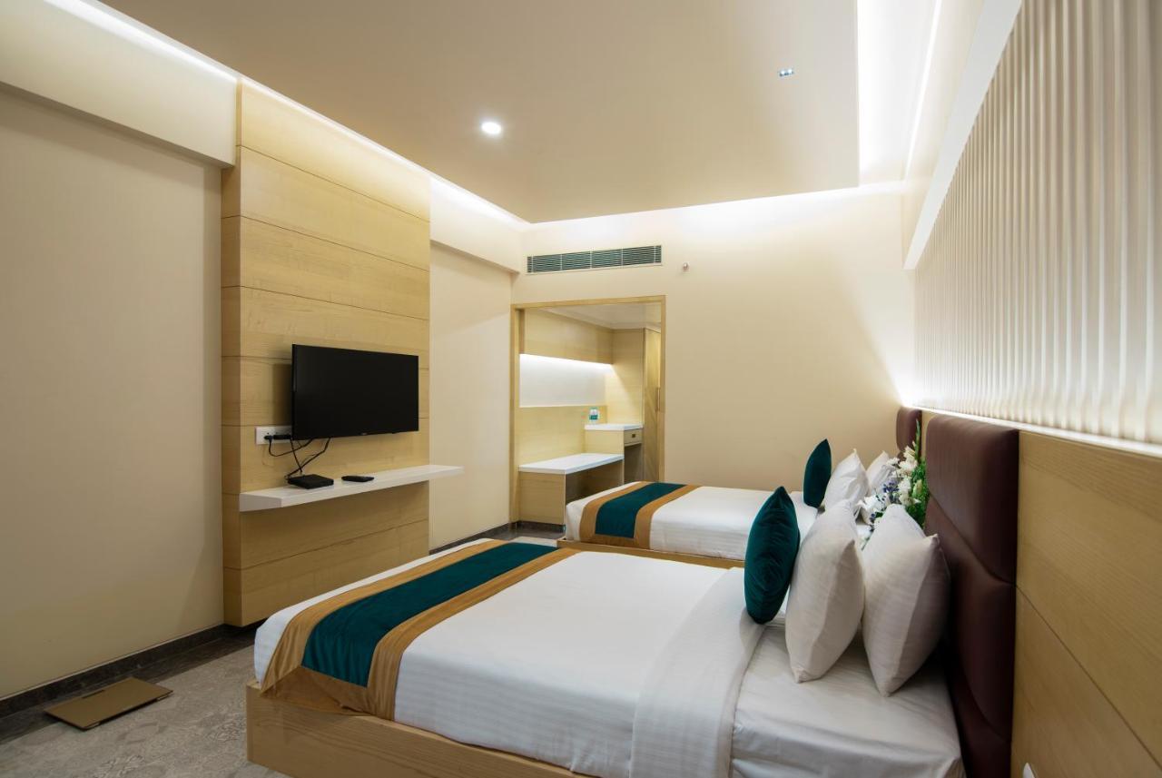 Zion - A Luxurious Hotel Μπανγκαλόρ Εξωτερικό φωτογραφία